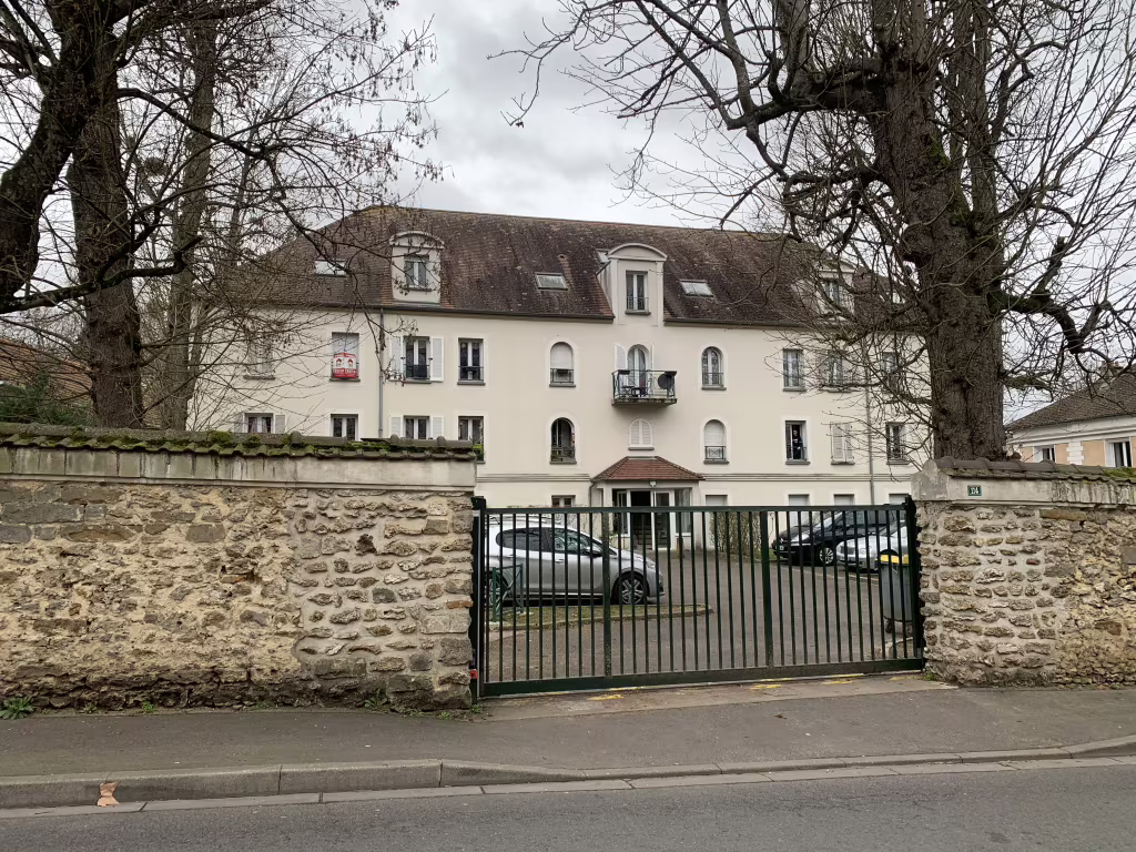 Chalet 15m2 a louer a Dammarie-les-Lys