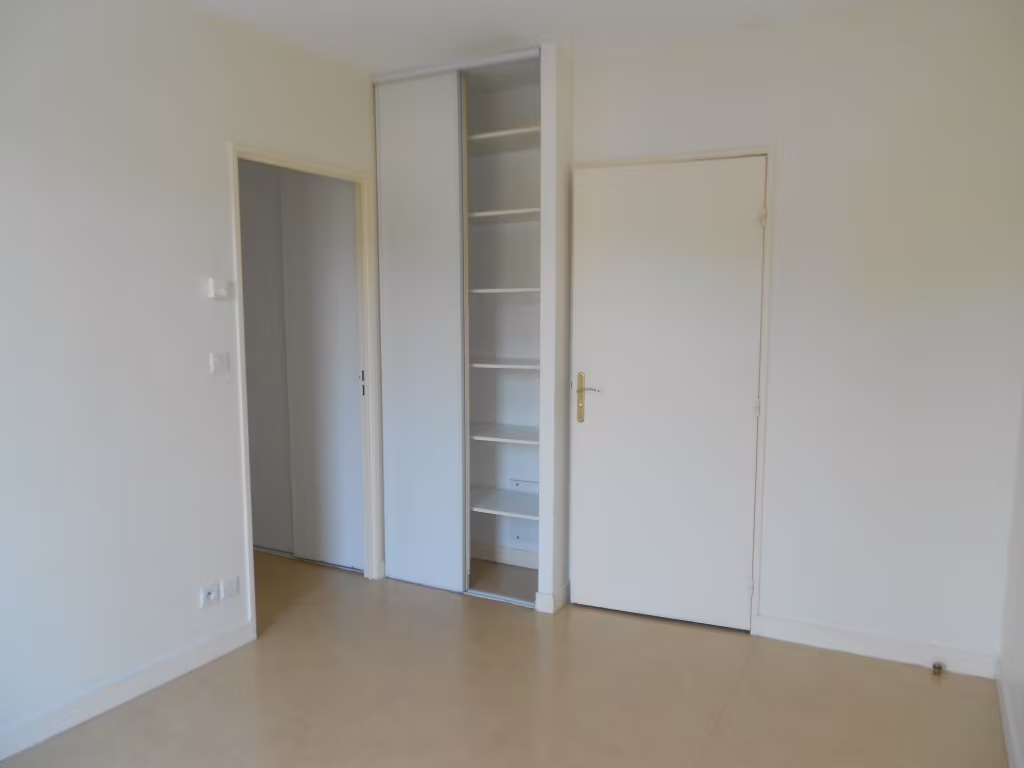 Appartement 2 pieces 42m2 a vendre a Vaux-le-Pénil - Photo 7/9