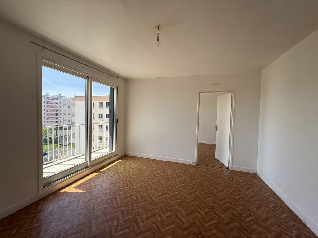 Appartement 2 pieces 42m2 a vendre a Melun - Photo 1/6