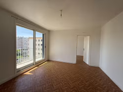 Appartement 2 pieces 42m2 a vendre a Melun
