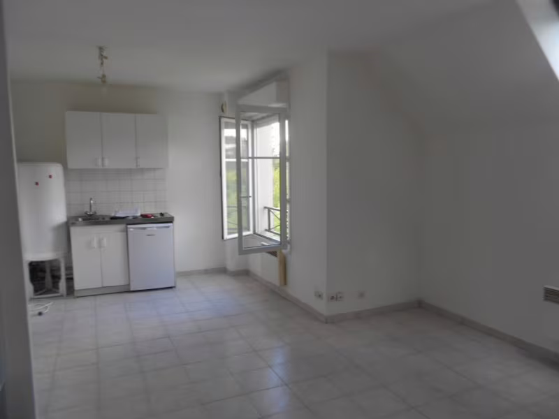 Appartement 1 piece 26m2 a louer a Melun - Photo 1/4