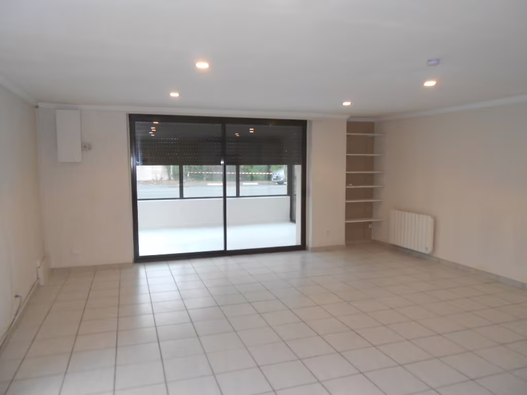 Maison 5 pieces 93m2 a louer a Saint-Germain-Laxis - Photo 3/9
