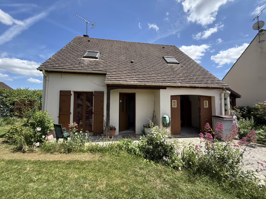 Maison 4 pieces 83m2 a vendre a Montereau-sur-le-Jard - Photo 2/9