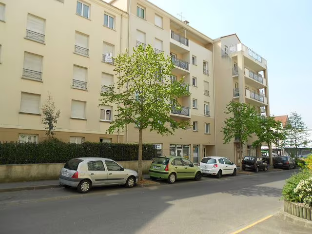 Appartement 2 pieces 42m2 a louer a Melun - Photo 2/8