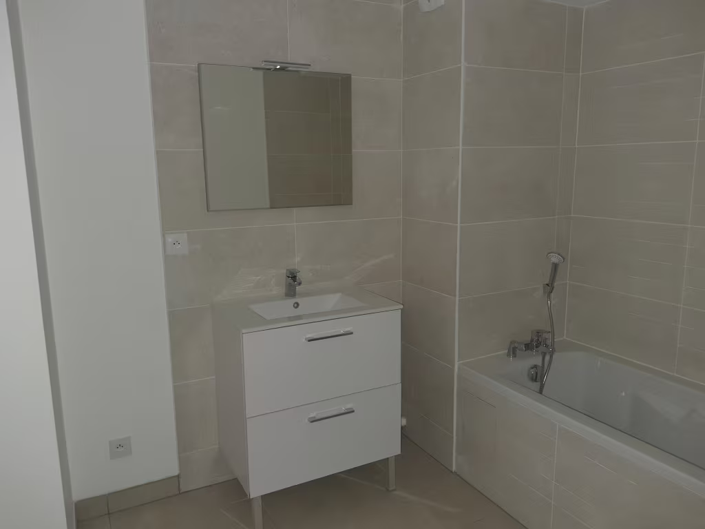 Rez de jardin 3 pieces 63m2 a louer a Dammarie-les-Lys - Photo 12/14