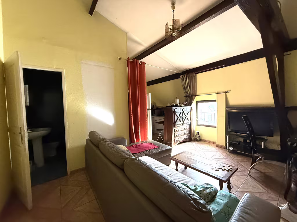Appartement 2 pieces 37m2 a vendre a Melun - Photo 1/7