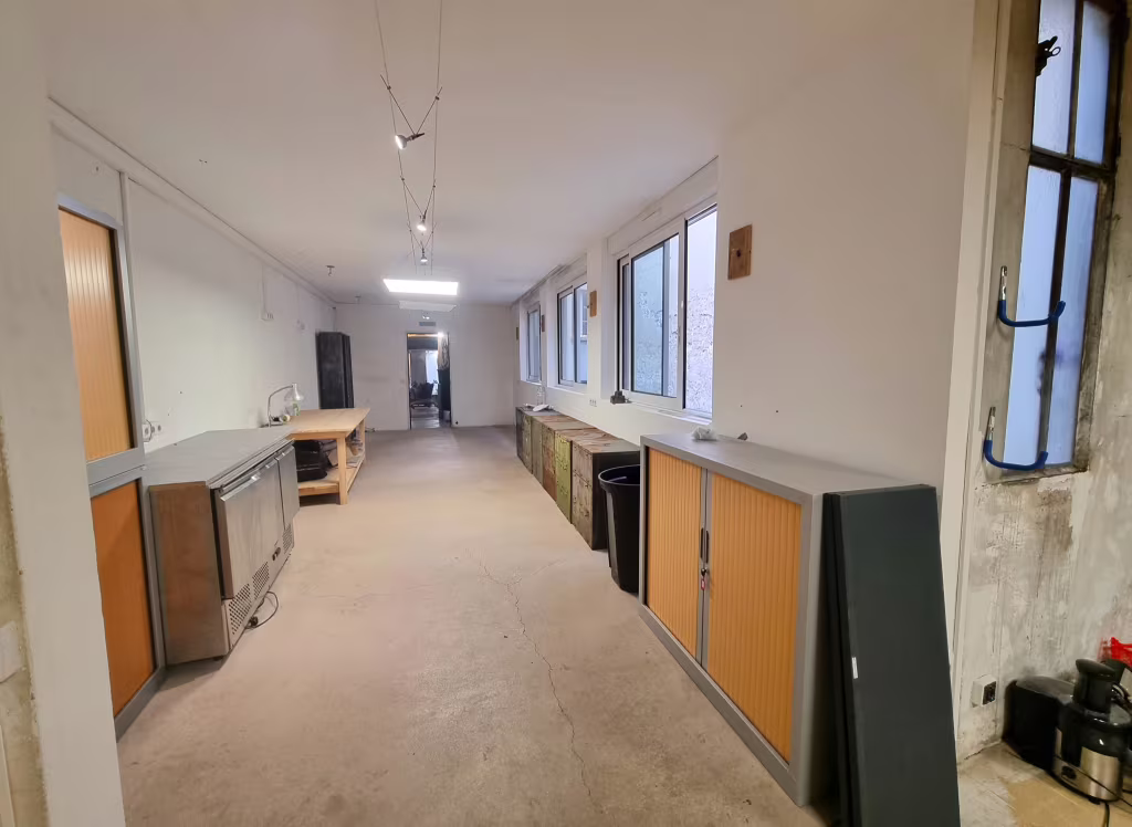 Murs commerciaux 152m2 a vendre a Melun - Photo 5/9