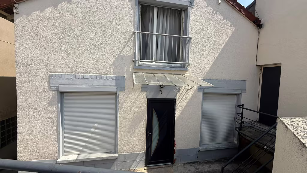 Immeuble 6 pieces 141m2 a vendre a Melun - Photo 3/8