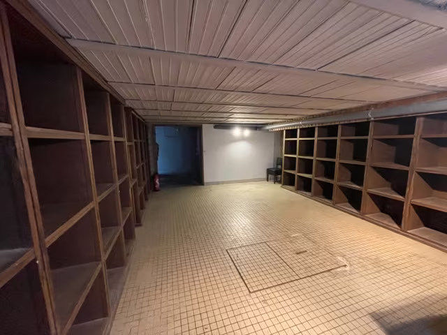 Murs commerciaux 236m2 a vendre a Voisenon - Photo 9/10