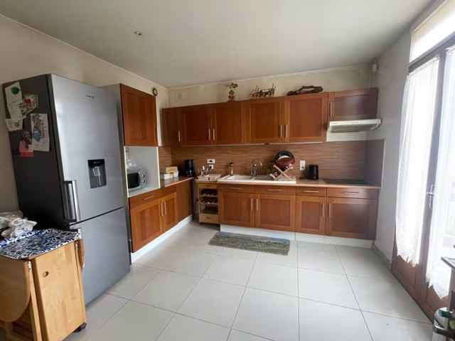 Maison 5 pieces 96m2 a vendre a Melun - Photo 2/8