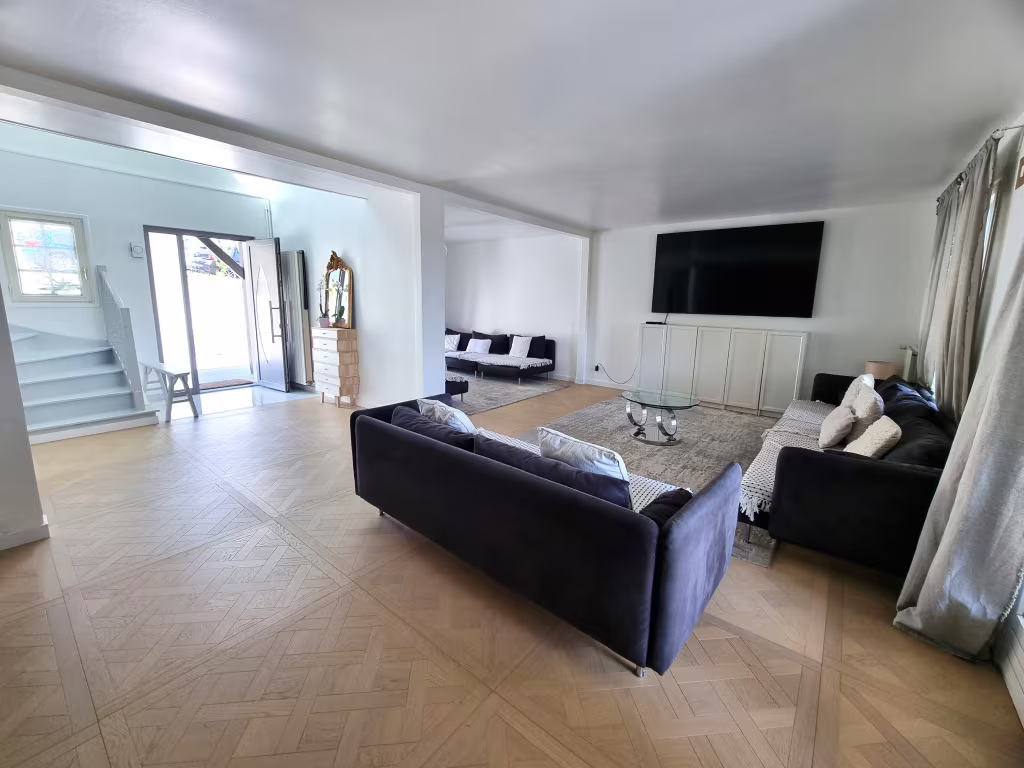 Maison 10 pieces 300m2 a vendre a Boissettes - Photo 4/19