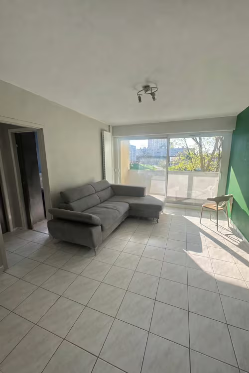 Appartement 2 pieces 45m2 a vendre a Melun