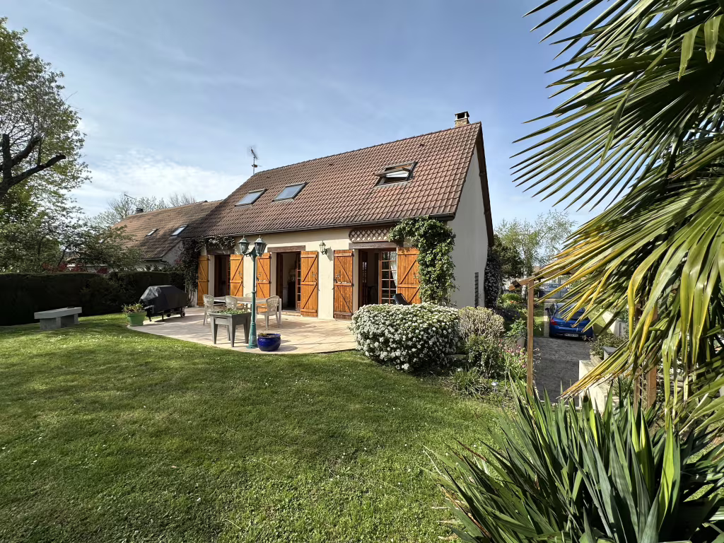 Maison 5 pieces 140m2 a vendre a Vaux-le-Pénil - Photo 4/12