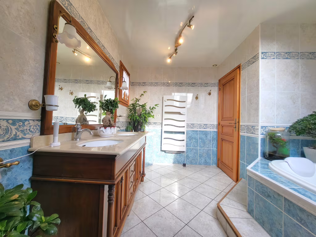 Maison 5 pieces 140m2 a vendre a Vaux-le-Pénil - Photo 6/12