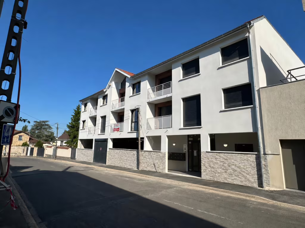 Appartement 3 pieces 64m2 a louer a Vaux-le-Pénil - Photo 1/9