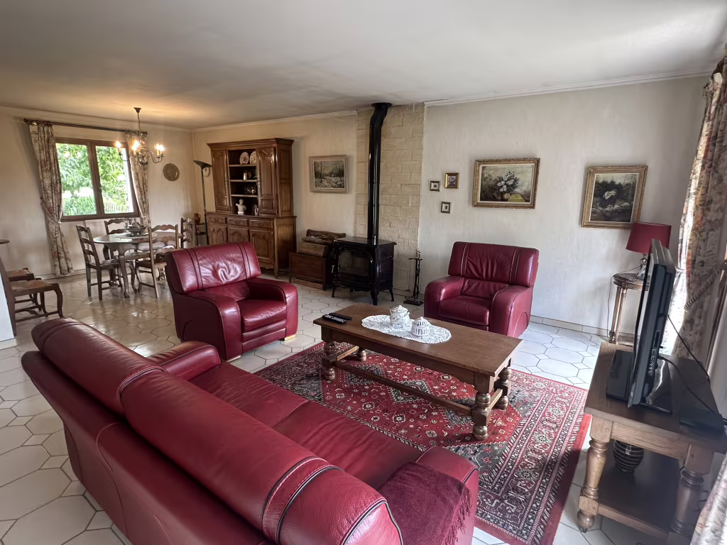 Maison 5 pieces 111m2 a vendre a Vaux-le-Pénil - Photo 2/18