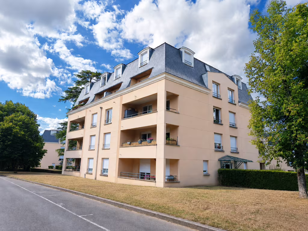 Duplex 2 pieces 47m2 a vendre a Dammarie-les-Lys - Photo 1/7