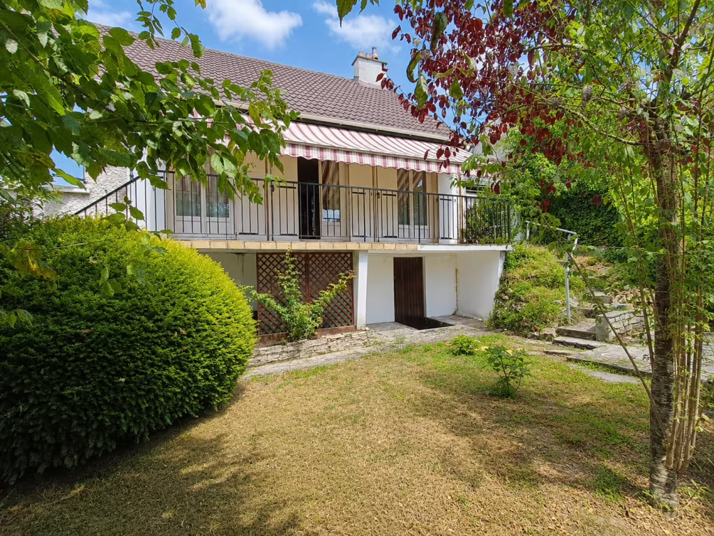 Maison 6 pieces 121m2 a vendre a Vaux-le-Pénil - Photo 1/9