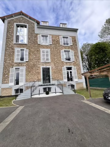 Duplex 4 pieces 69m2 a vendre a Vaux-le-Pénil