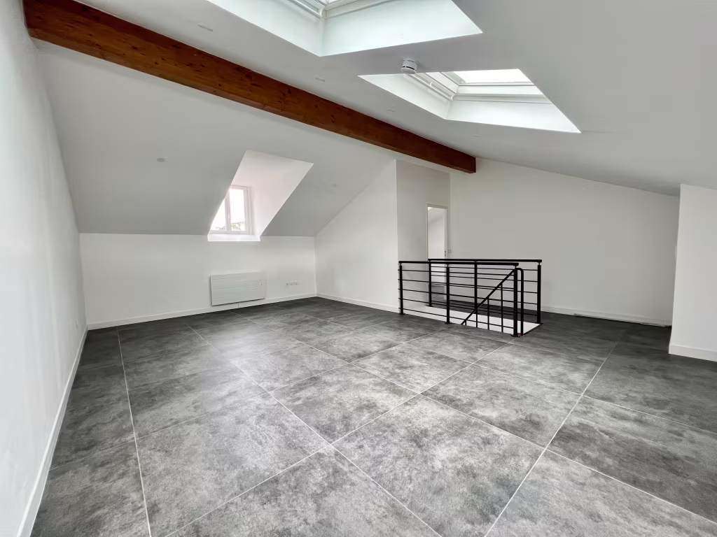 Duplex 4 pieces 69m2 a vendre a Vaux-le-Pénil - Photo 2/8