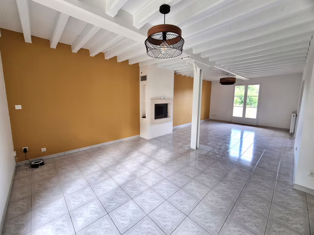 Maison 7 pieces 145m2 a vendre a Vaux-le-Pénil - Photo 2/13